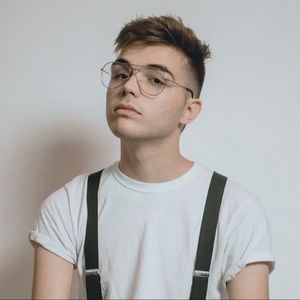 Meet your Posher, Drew